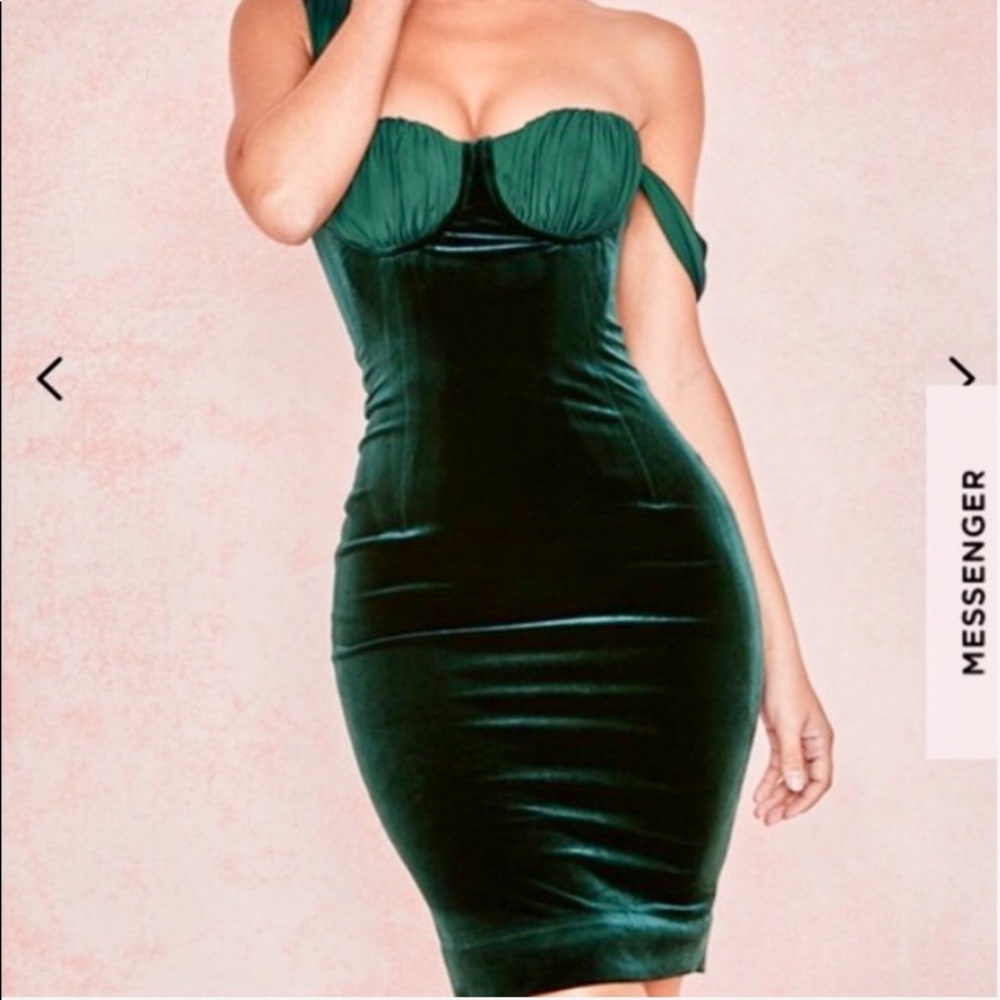 House Of CB Eleanora green velvet dress 💚